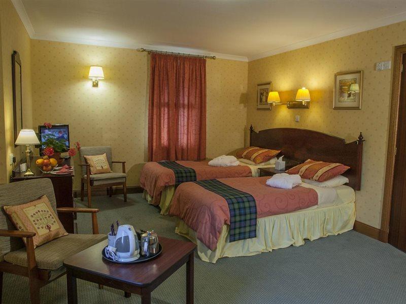 Muthu Dalmally Hotel Bagian luar foto