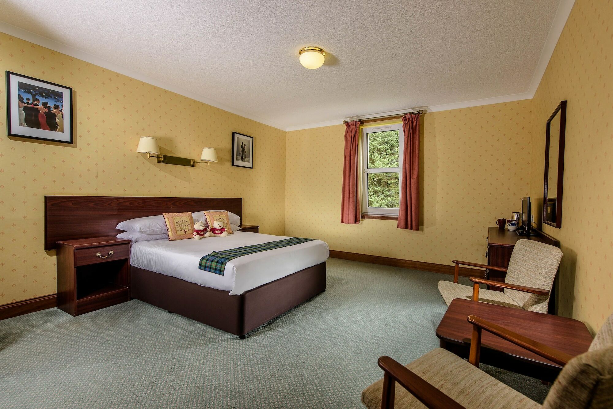 Muthu Dalmally Hotel Bagian luar foto